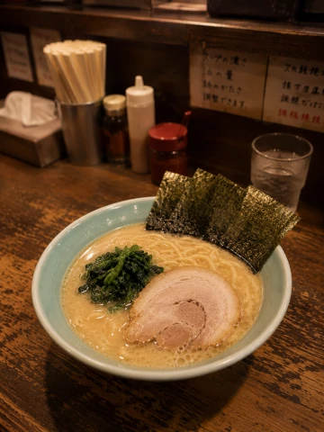 ガンジャラーメン トレッサ横浜店 のラーメンイメージ画像